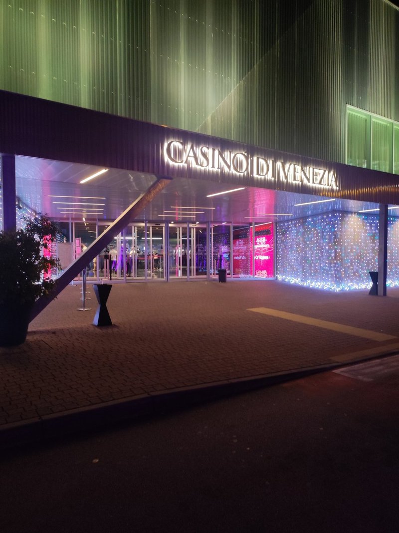 Italy - ardente casino
